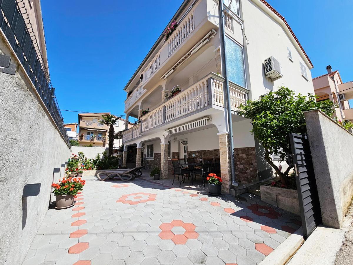 Modern 3Br Apartments In Zadar With Balcony Or Terrace, Free Parking & Ac Exterior photo
