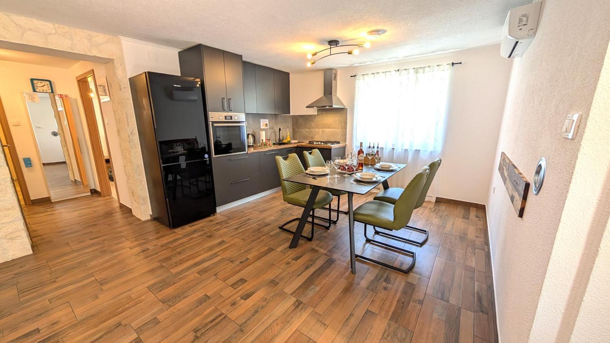 Modern 3Br Apartments In Zadar With Balcony Or Terrace, Free Parking & Ac Exterior photo